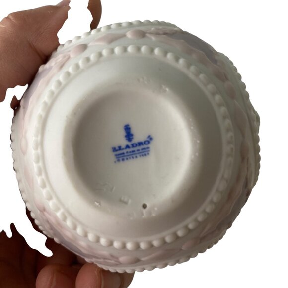 Set 2 Lladro Porcelain Christmas Ornaments 1988 Bell 1989 Sphere 3D Green Pink - Picture 12 of 13